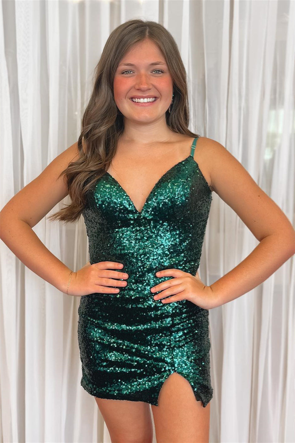 Dark Green Sequins V Neck Straps Sheath Homecoming Dress