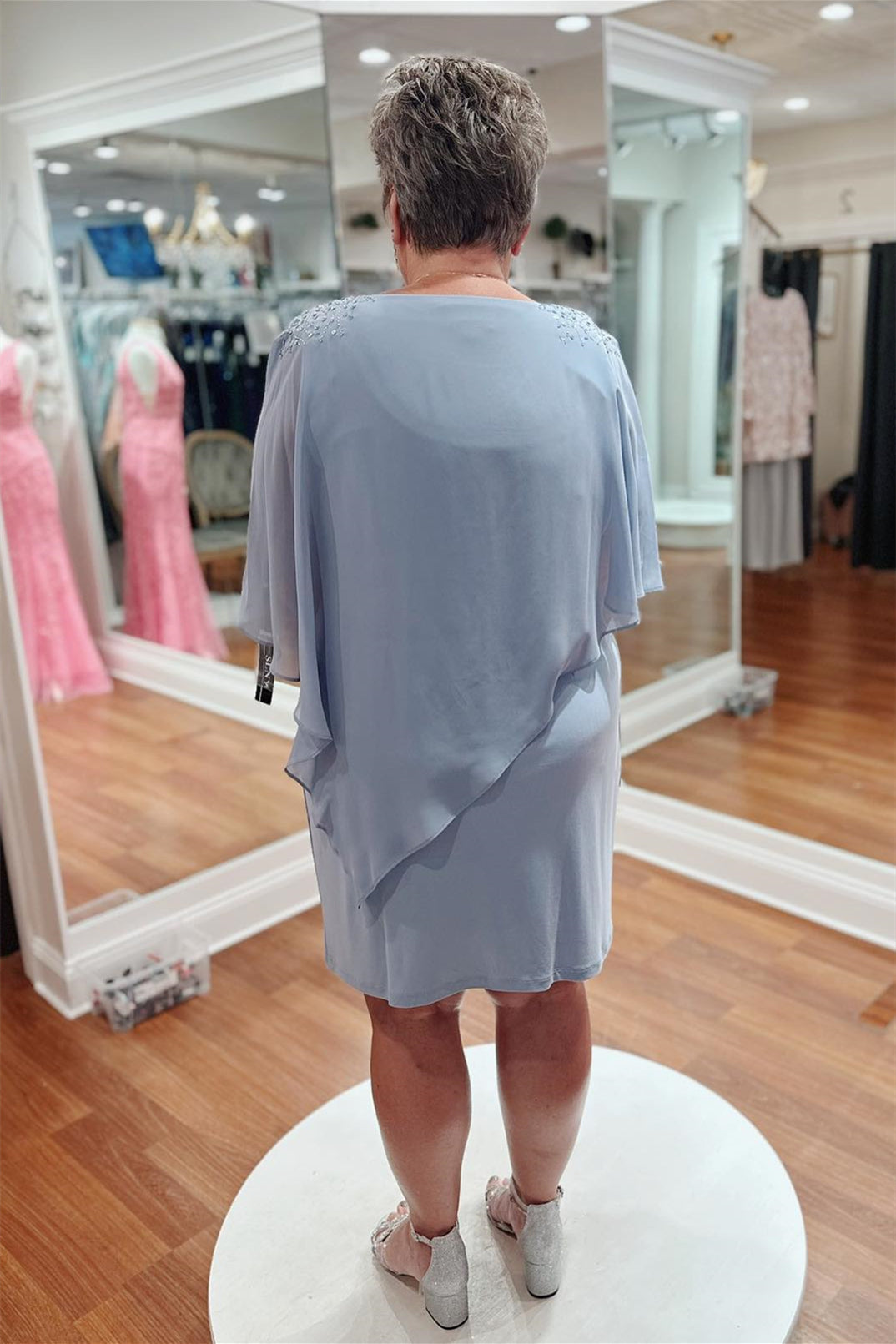 Mist Draped Sleeves Cold Shoulder Chiffon Knee-Length Mother of Bride Dress