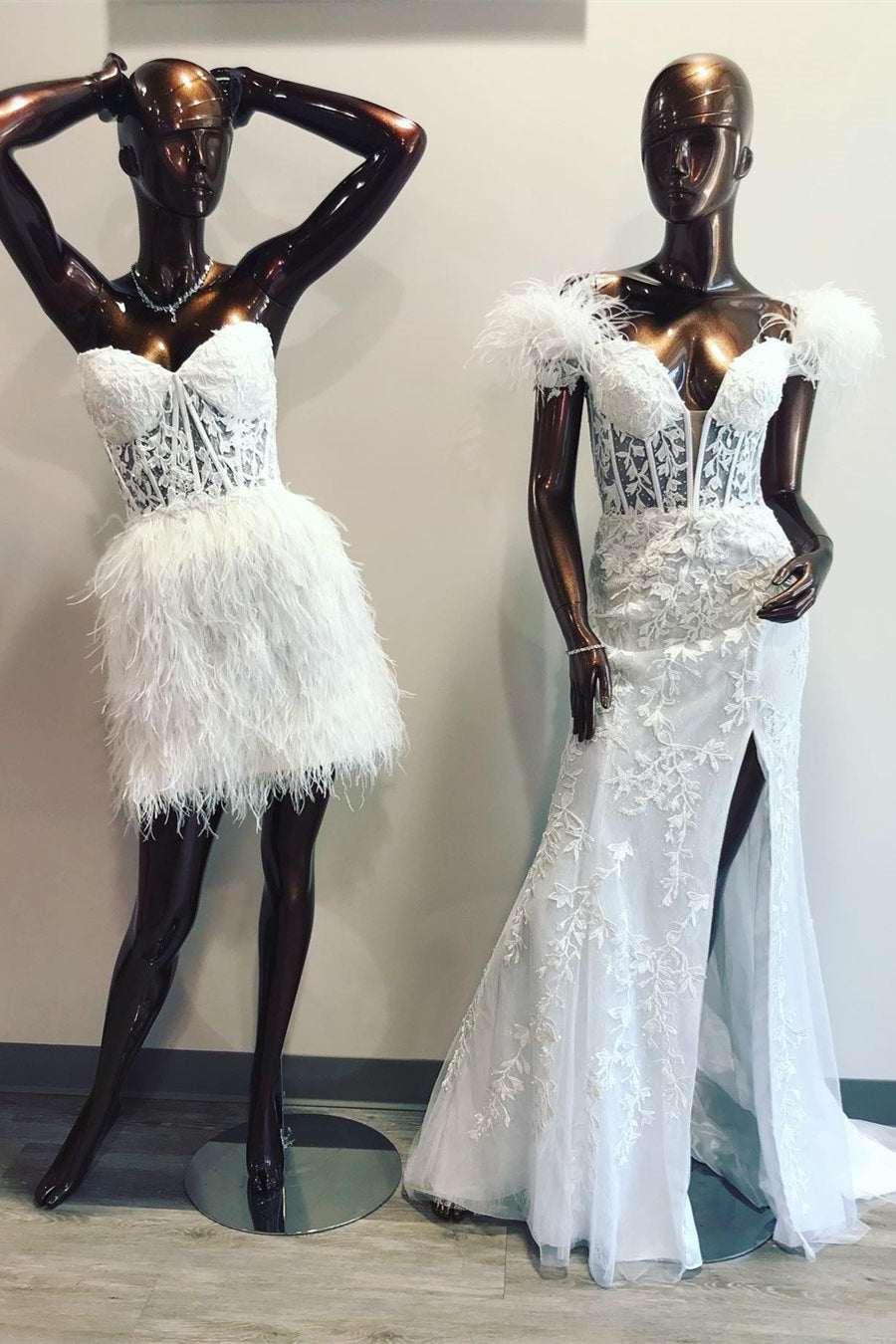 White Strapless Appliques Sheath Homecoming Dress with Feathers