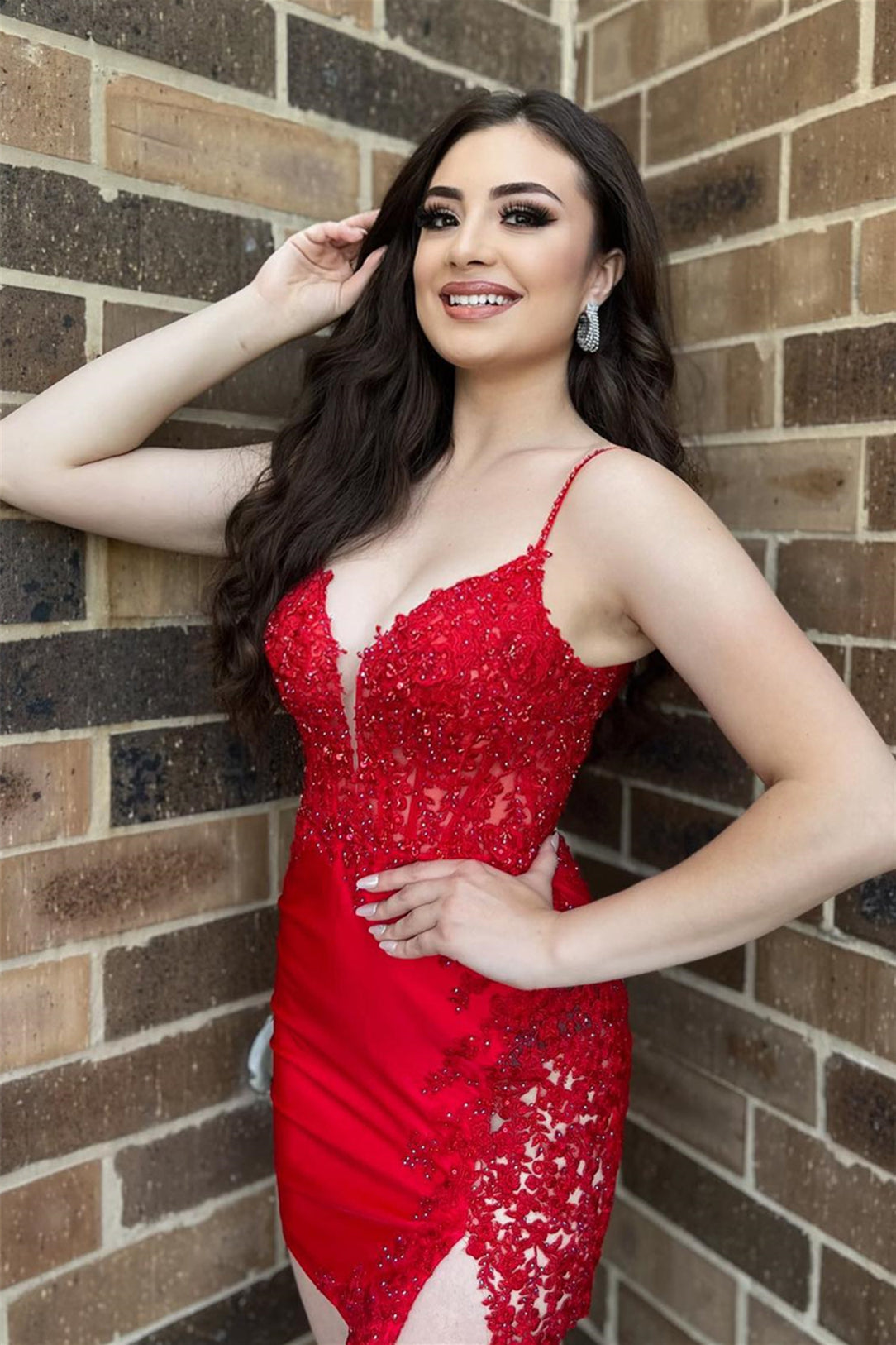 Red Plunging V Neck Straps Beaded Appliques Sheath Homecoming Dress