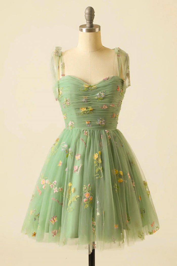 Green Bow Tie Embroidery Tulle A-line Homecoming Dress