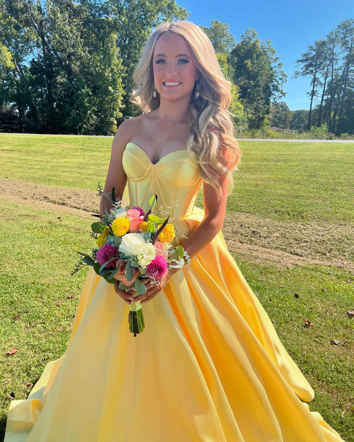 Sweetheart Green Satin A-line Long Formal Gown