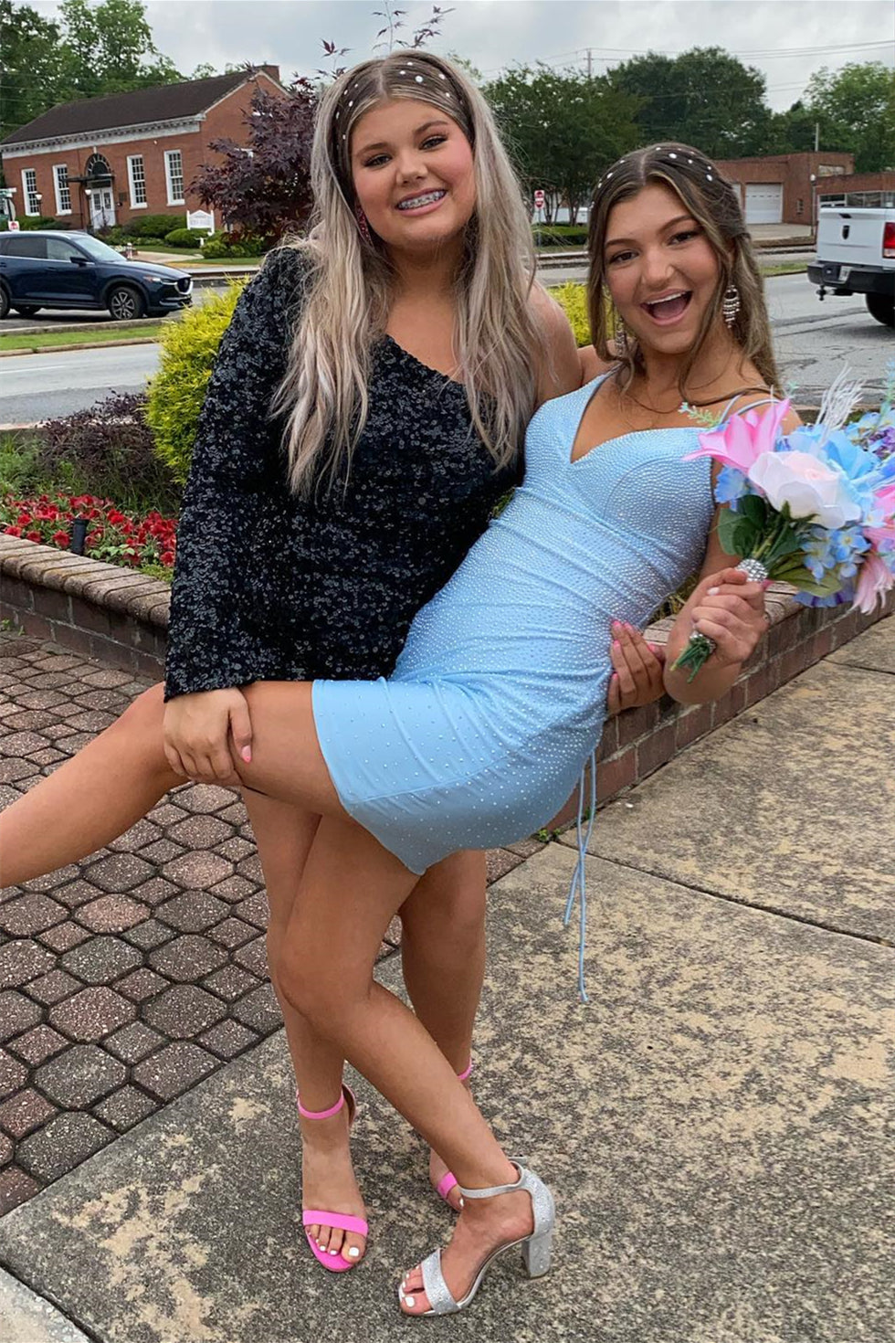 Blue Sheath Lace-Up Deep V Neck Beaded Homecoming Dress