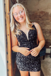 Lavender Sequins Lace-Up Deep V Neck Sheath Homecoming Dress