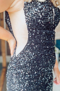 Lavender Sequins Lace-Up Deep V Neck Sheath Homecoming Dress