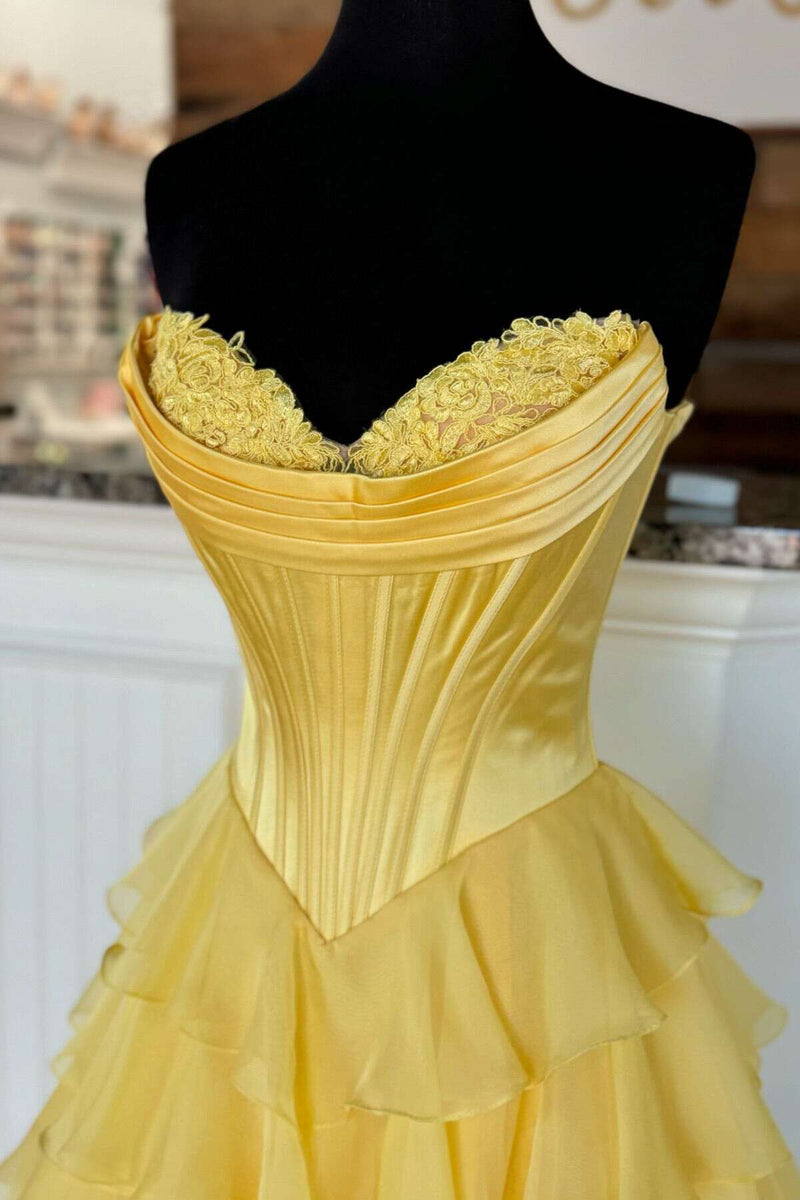 Sweetheart Yellow Lace Appliques A-line Ruffle Prom Dress