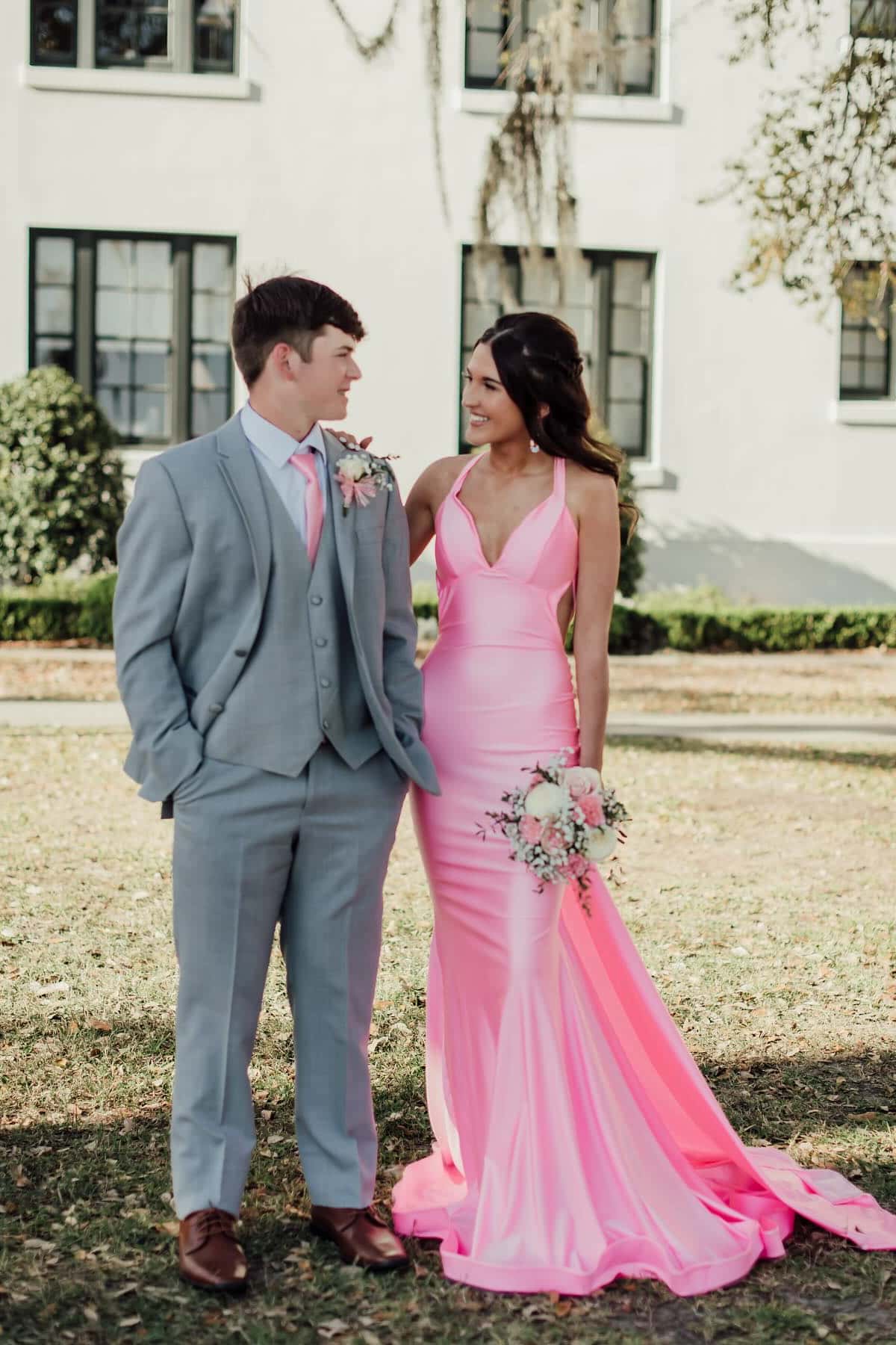 V-neck Yellow Mermaid Long Dress with Train