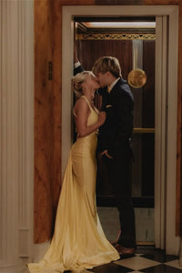 V-neck Yellow Mermaid Long Dress with Train