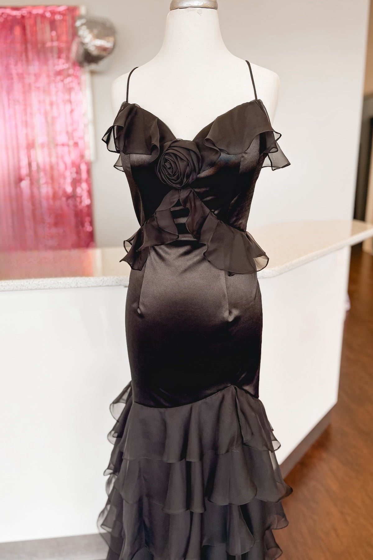 Straps Yellow Ruffled Long Dress with Rosette