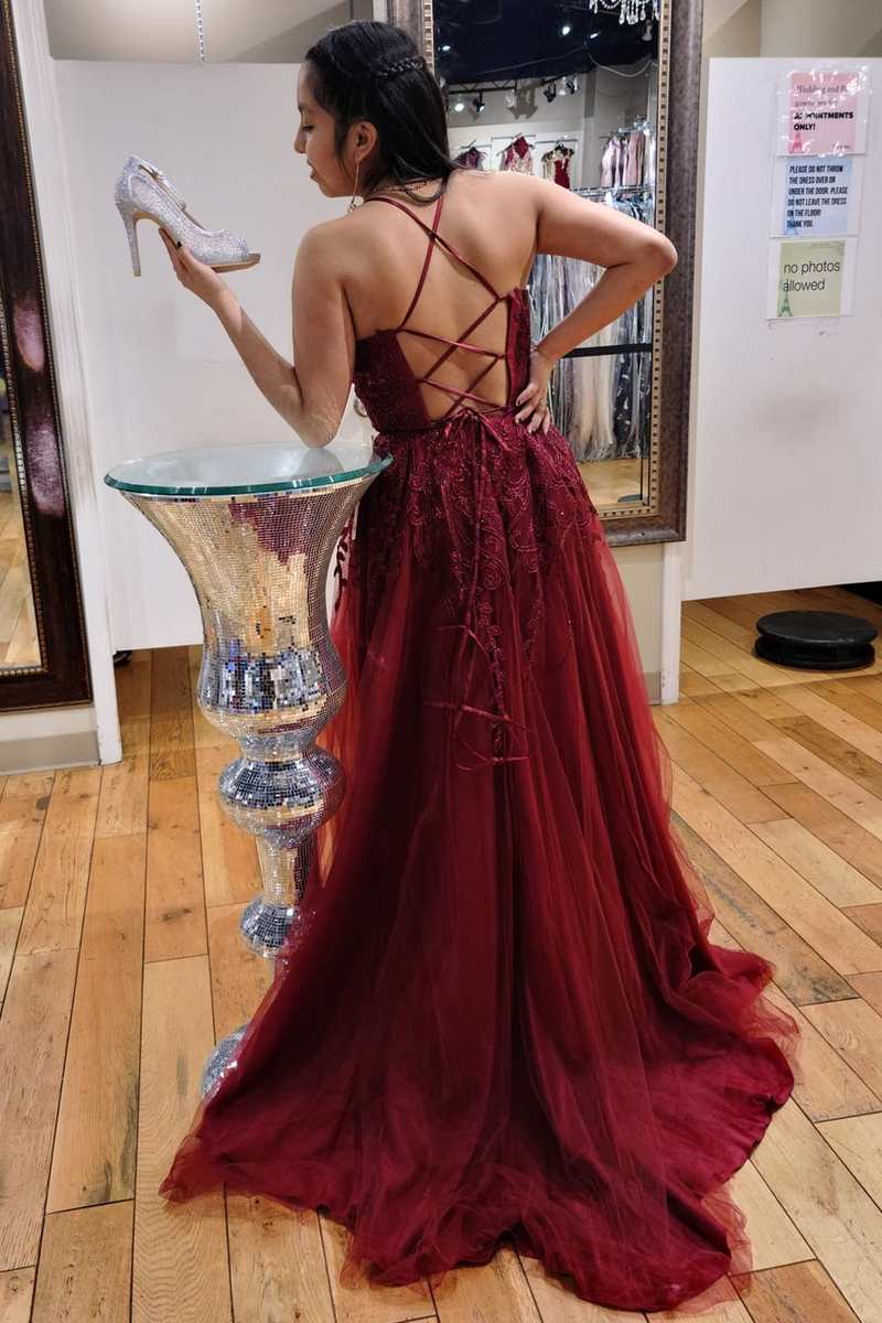Wine Red Lace Plunge V Lace-Up A-Line Prom Dress