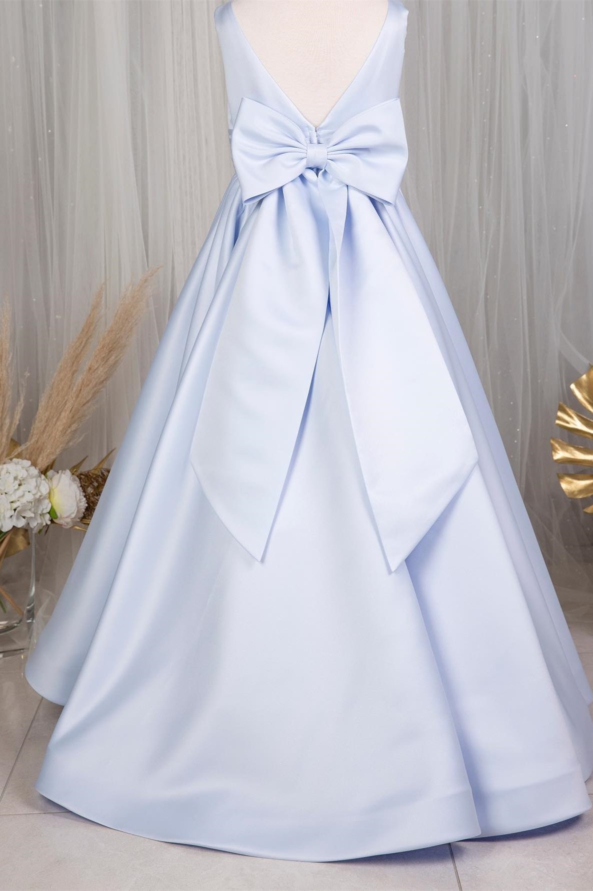 Light Lavender Jewel Sleeveless Long Flower Girl Dress with Bow Tie Sash