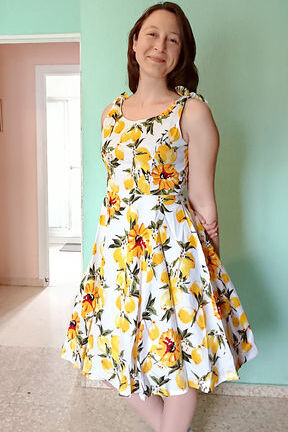 1950s Vintage White and Yellow Lemon Dress