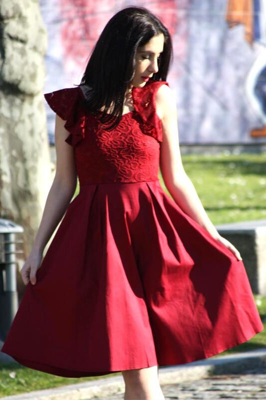 1950s Wine Red Lace and Satin Swing Dress