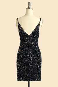 V-Neck Sheath Black Bridesmaid Dress with Sequin