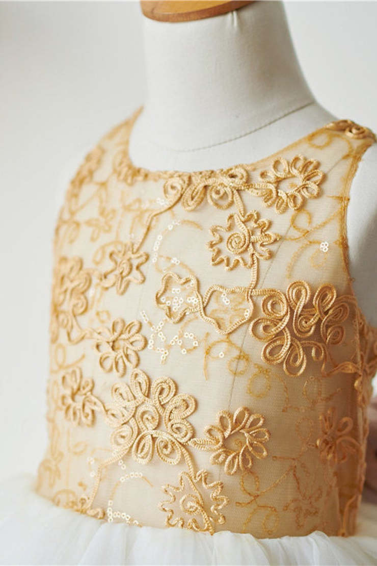 Cute Gold and White Flower Girl Dress with 3d Flowers